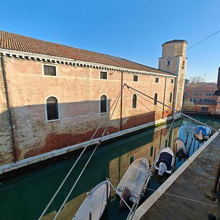 Castello Canal View Венеция Экстерьер фото