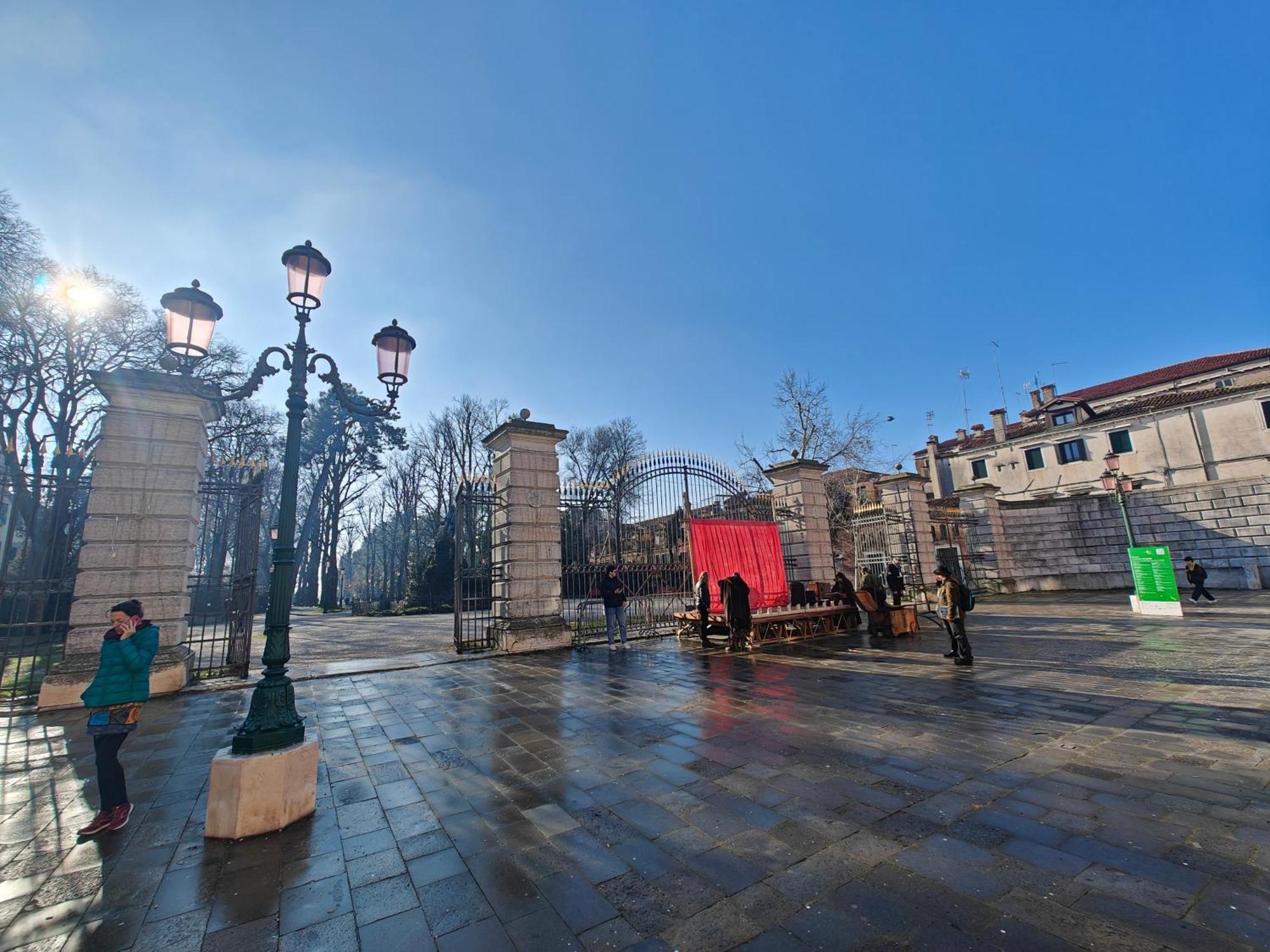 Castello Canal View Венеция Экстерьер фото